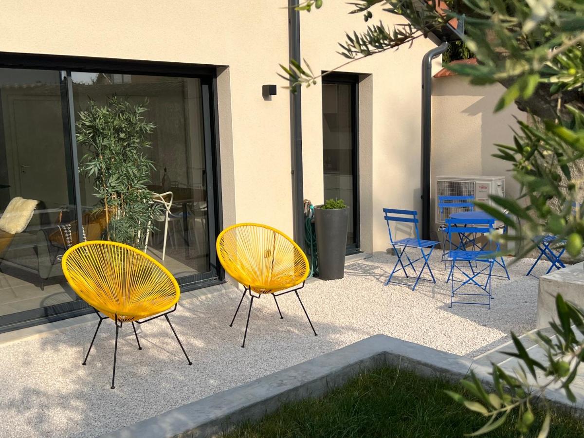 Villa Gaia - 2 Suites Lits King Size Et Salles De Bain Privatives - Parking Prive - 10 Minutes Eurexpo - Aeroport - Groupama Stadium Genas Exterior photo